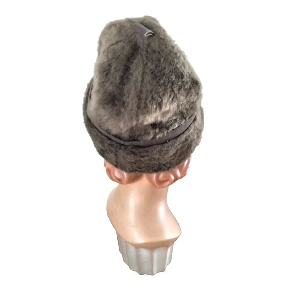 1960s Vintage Faux Fur Peaked Hat - Picture 4 of 5